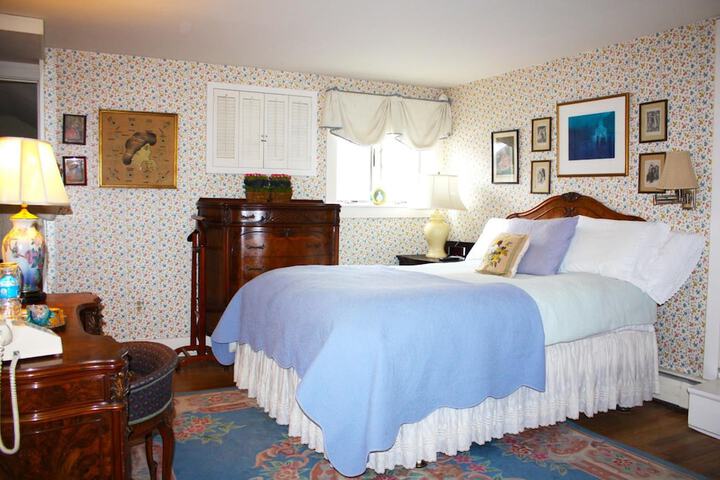 Room 12 of 41