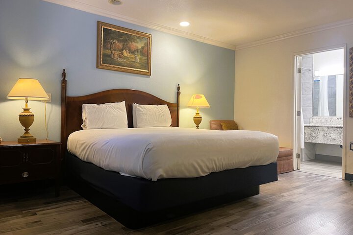 1 King Bed (79 of 80)