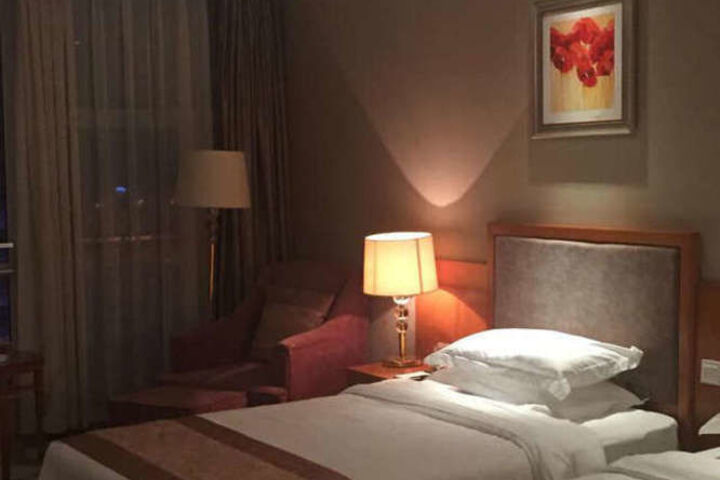 Room 56 of 75