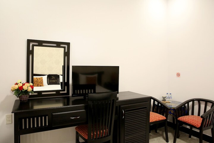 Room 19 of 84