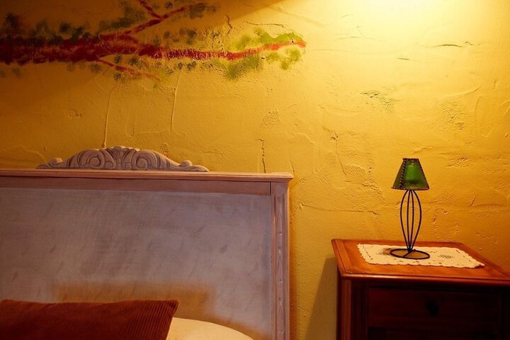Room 33 of 67