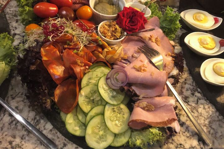 Dining 57 of 71