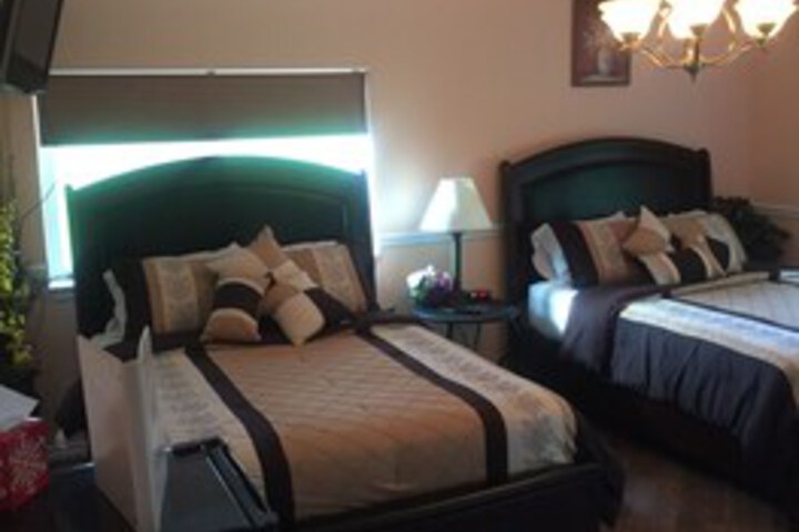 Room 53 of 68