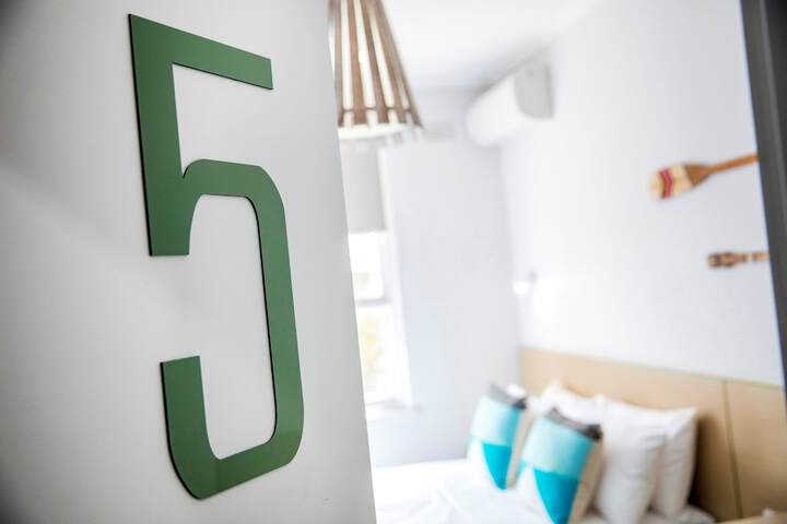 Room 22 of 56