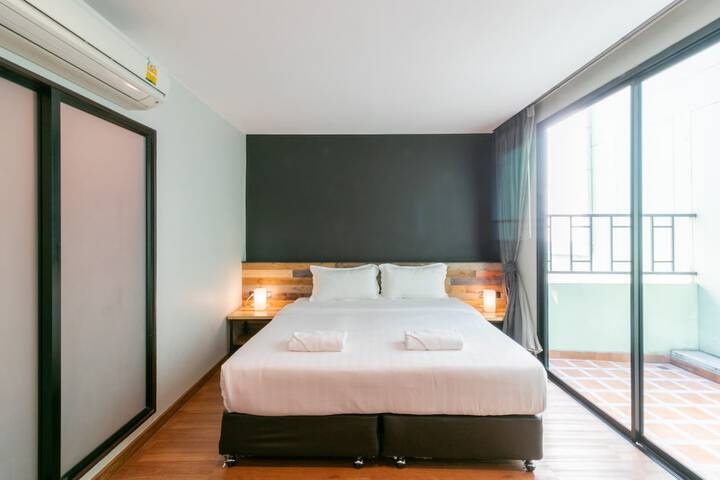 Room 17 of 60