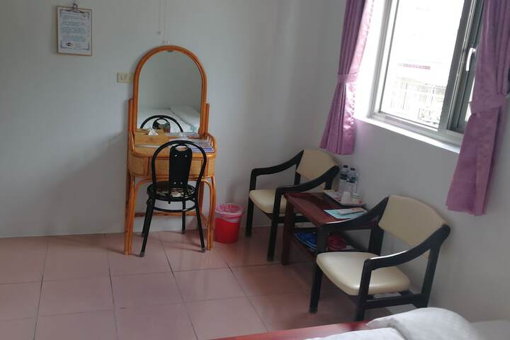 Room 14 of 91