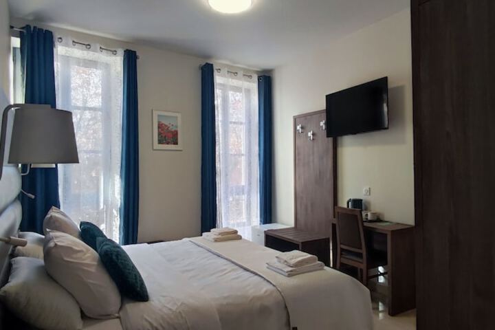Room 13 of 68