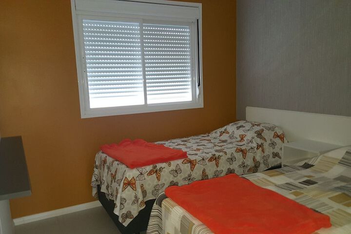 Room 3 of 86