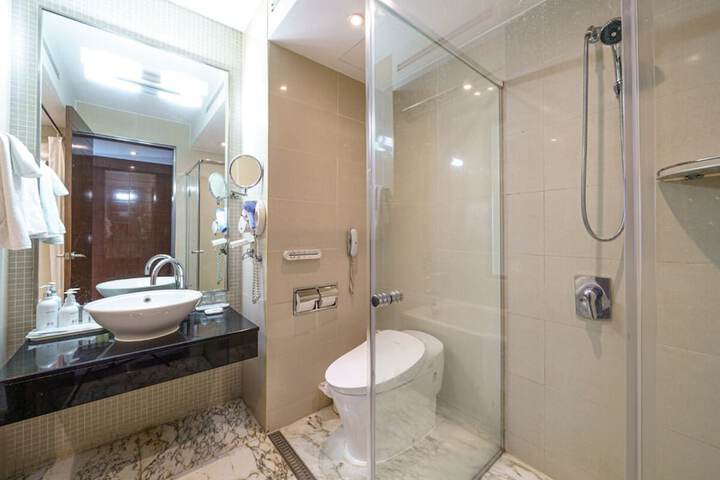 Clean Restrooms