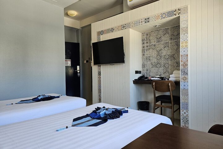 Room 26 of 133