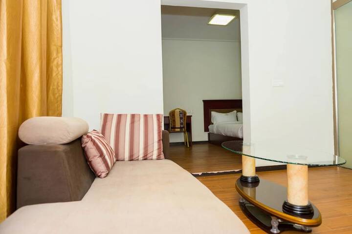 Room 19 of 32