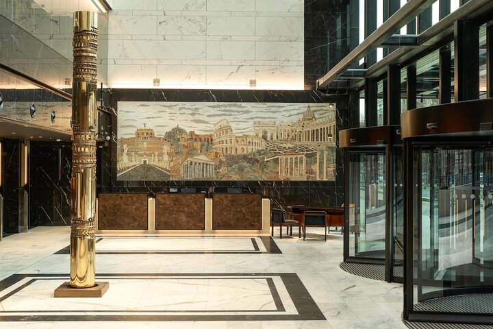 Hotel Interior 4 of 147
