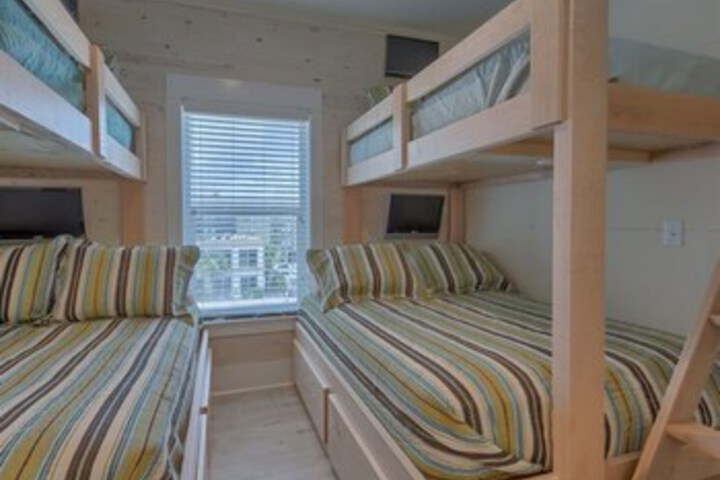 Room 84 of 91