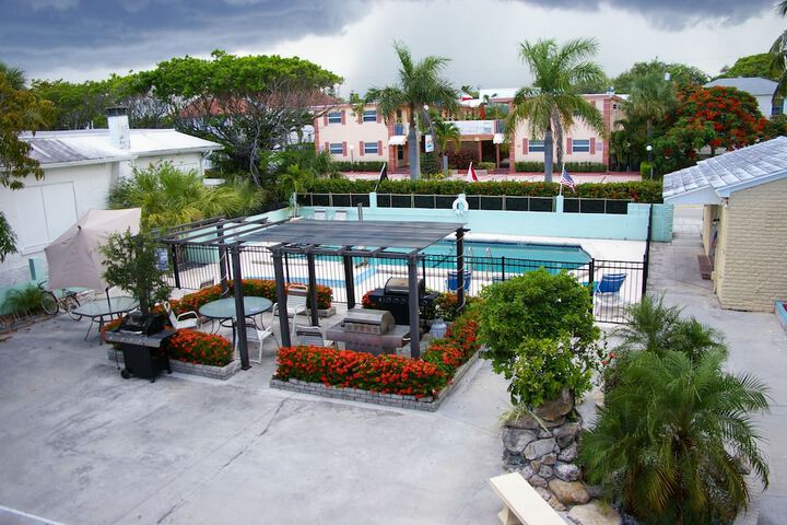 Property Grounds 22 of 25