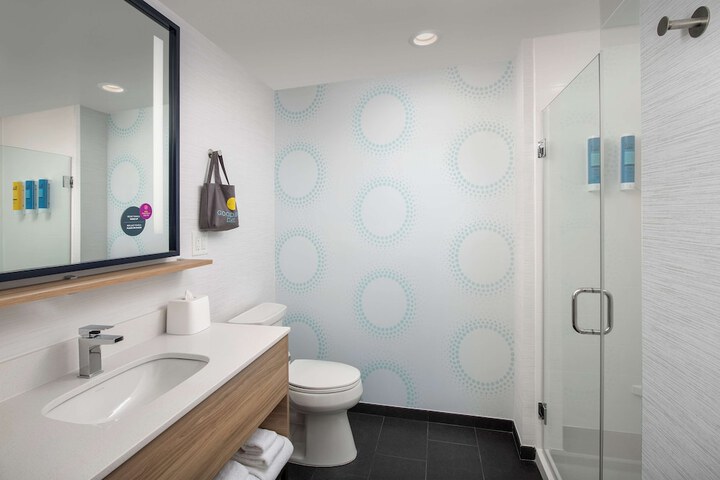 Bathroom shower