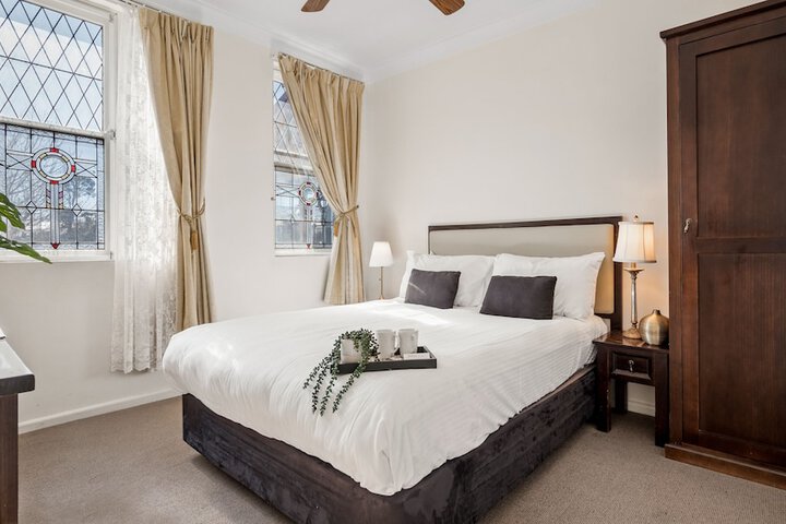 Room 10 of 57