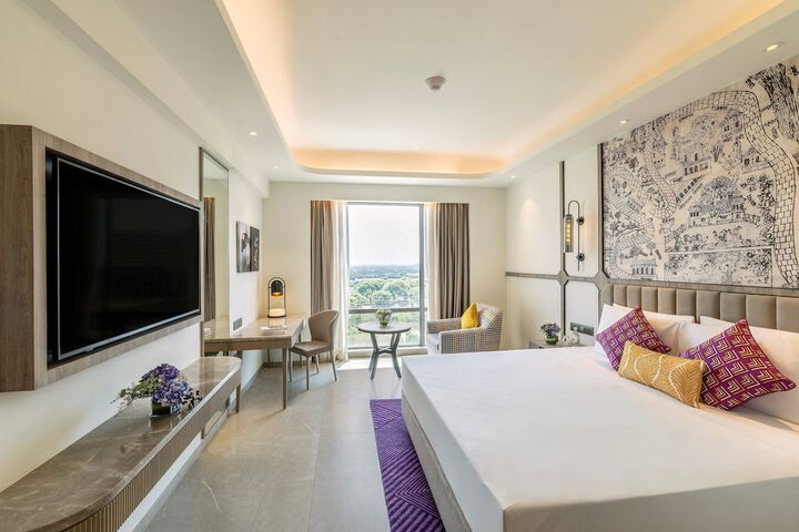 Room 10 of 58
