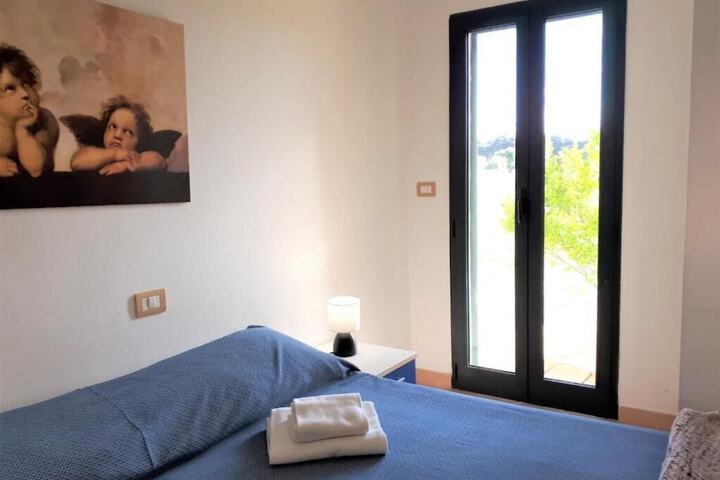 Room 7 of 52