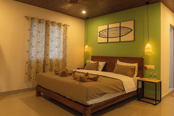 Room 14 of 33