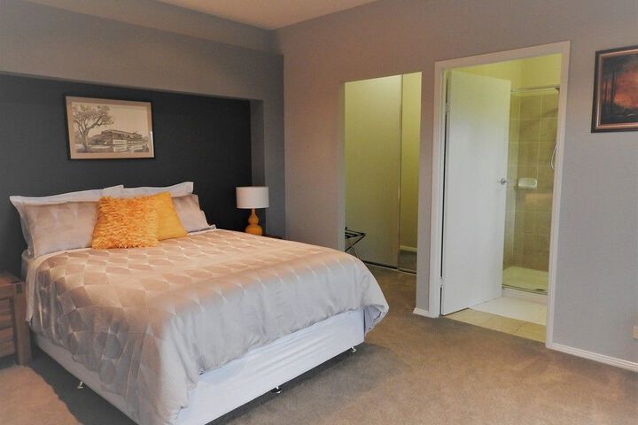 Room 3 of 22