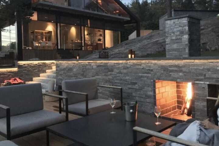 Terrace/Patio 9 of 29