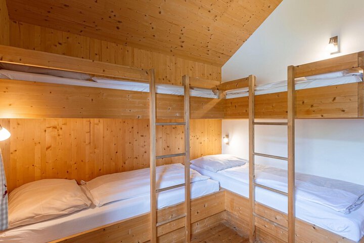 Room 7 of 41