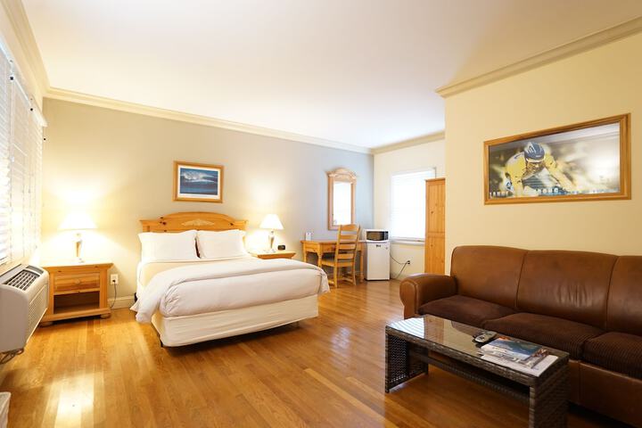 Room 18 of 33