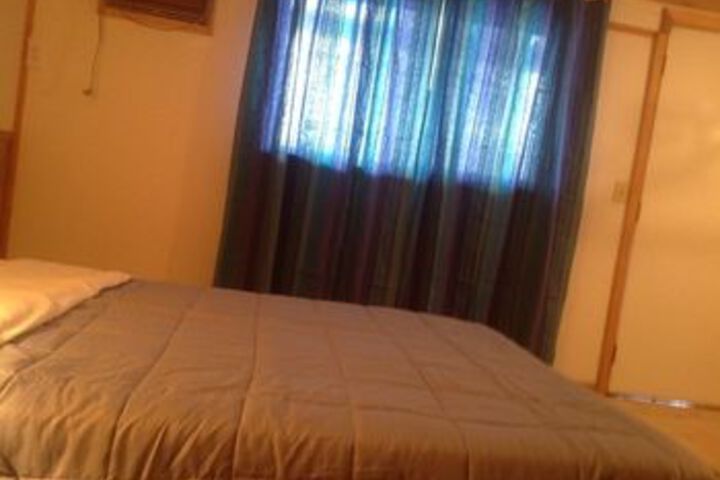 Room 4 of 23