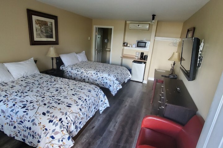 Room 10 of 75