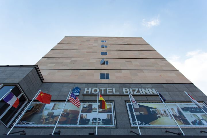 Hotel 83 of 83