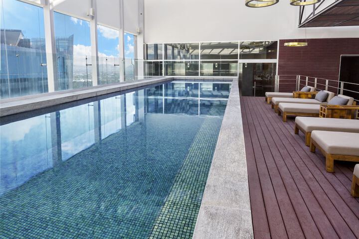 Pools & Facilities