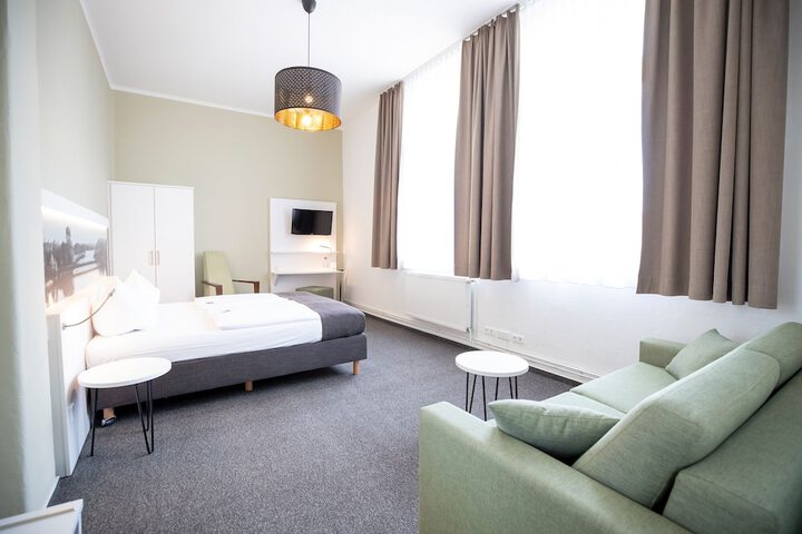 Room 58 of 114