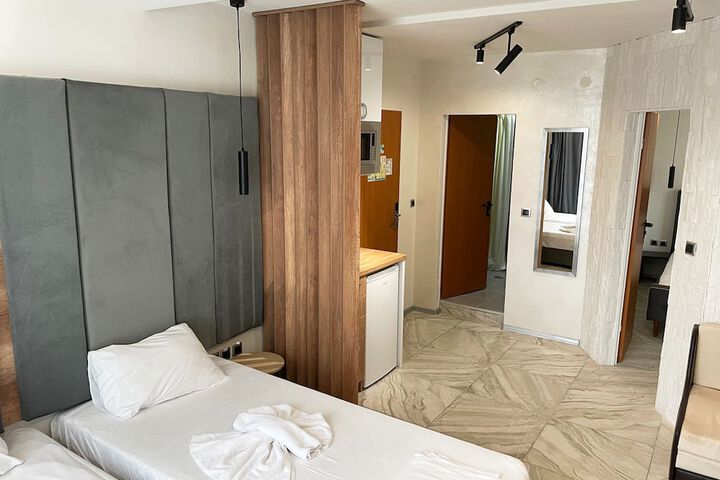 Room 47 of 134