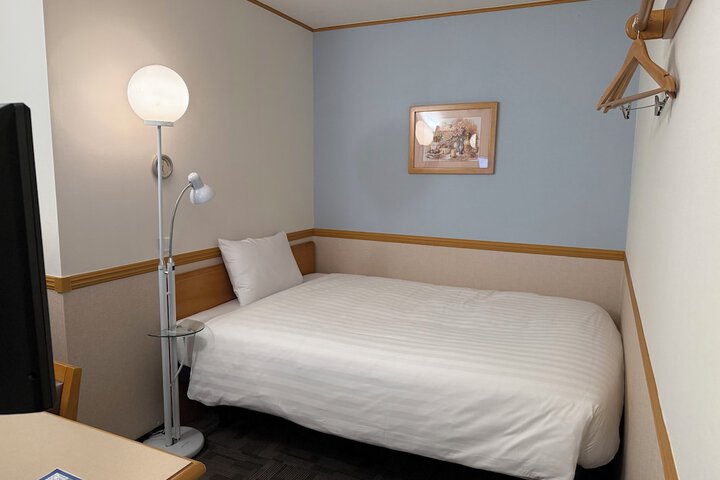 Room 21 of 34