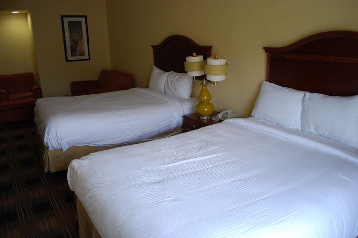 Room 12 of 50