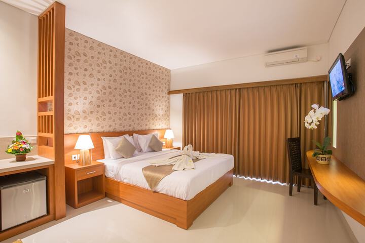 Room 6 of 45
