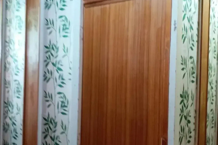 Room 12 of 48