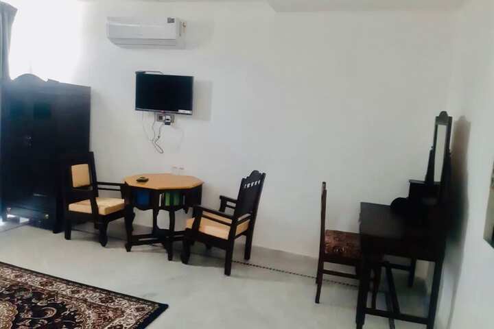 Room 36 of 59
