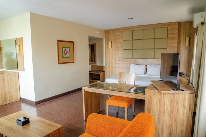 Room 21 of 57