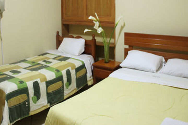 Room 14 of 22