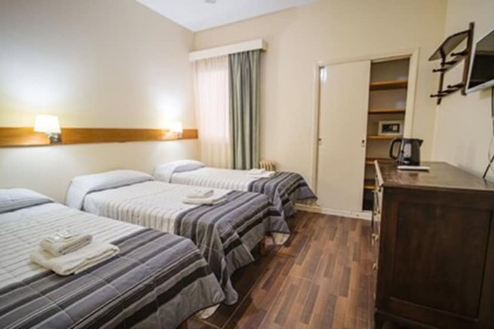 Room 15 of 32