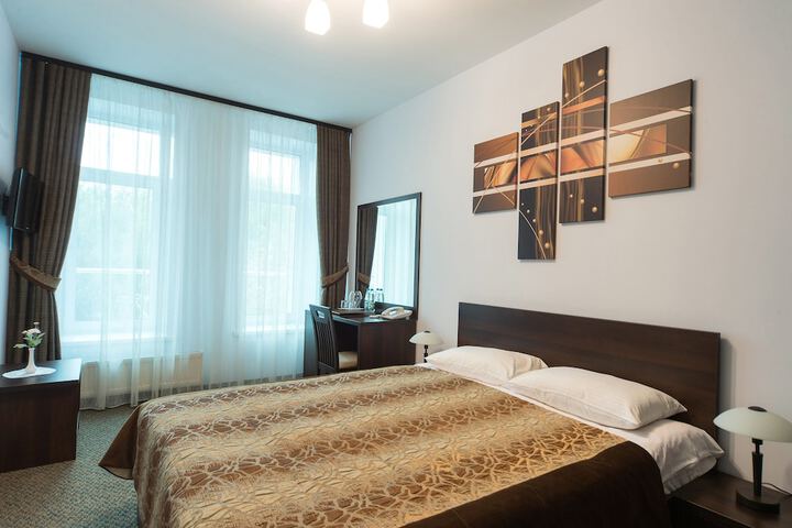 Room 7 of 47