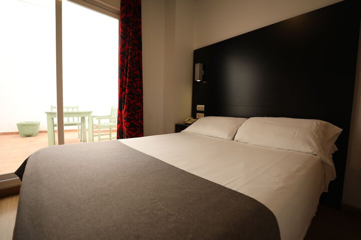 Room 29 of 65