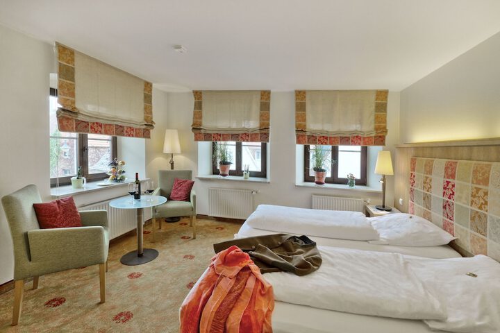 Room 3 of 17
