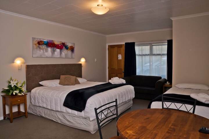 Room 22 of 50