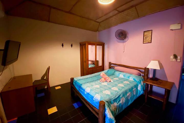 Room 12 of 43