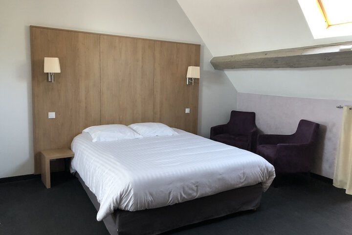 Room 14 of 62