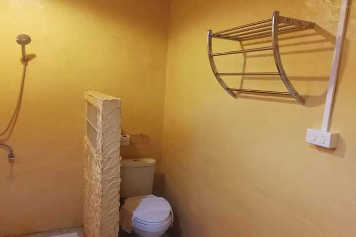 Room 50 of 75