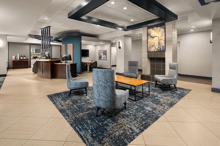 Guest Lobby