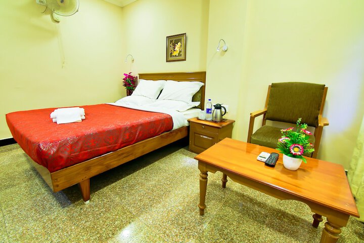 Room 28 of 41